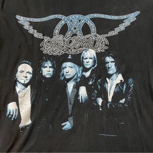 Vintage 1997 Aerosmith Nine Lives Tour Giant tag Band T-Shirt /  Size XL